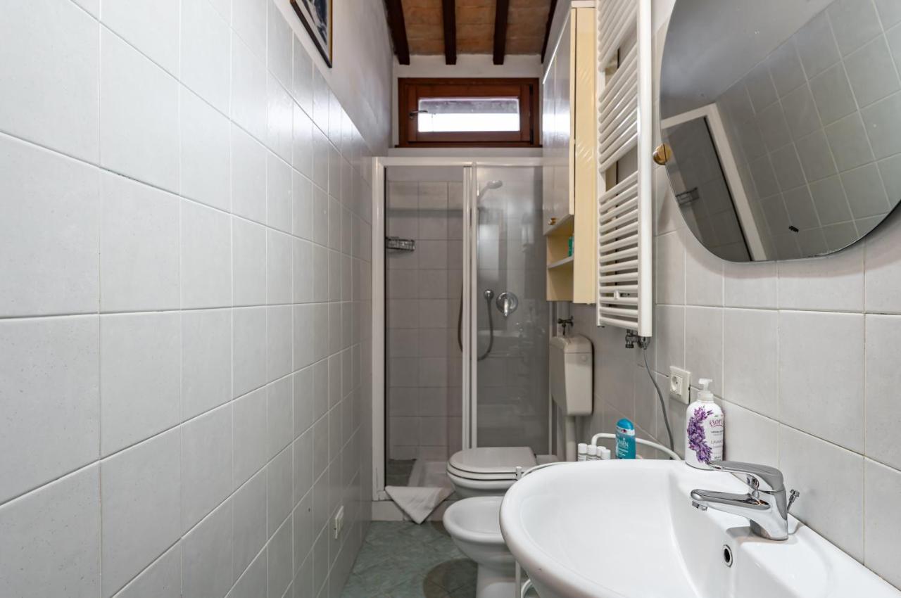Arno River Quiet Apartment Флоренция Экстерьер фото